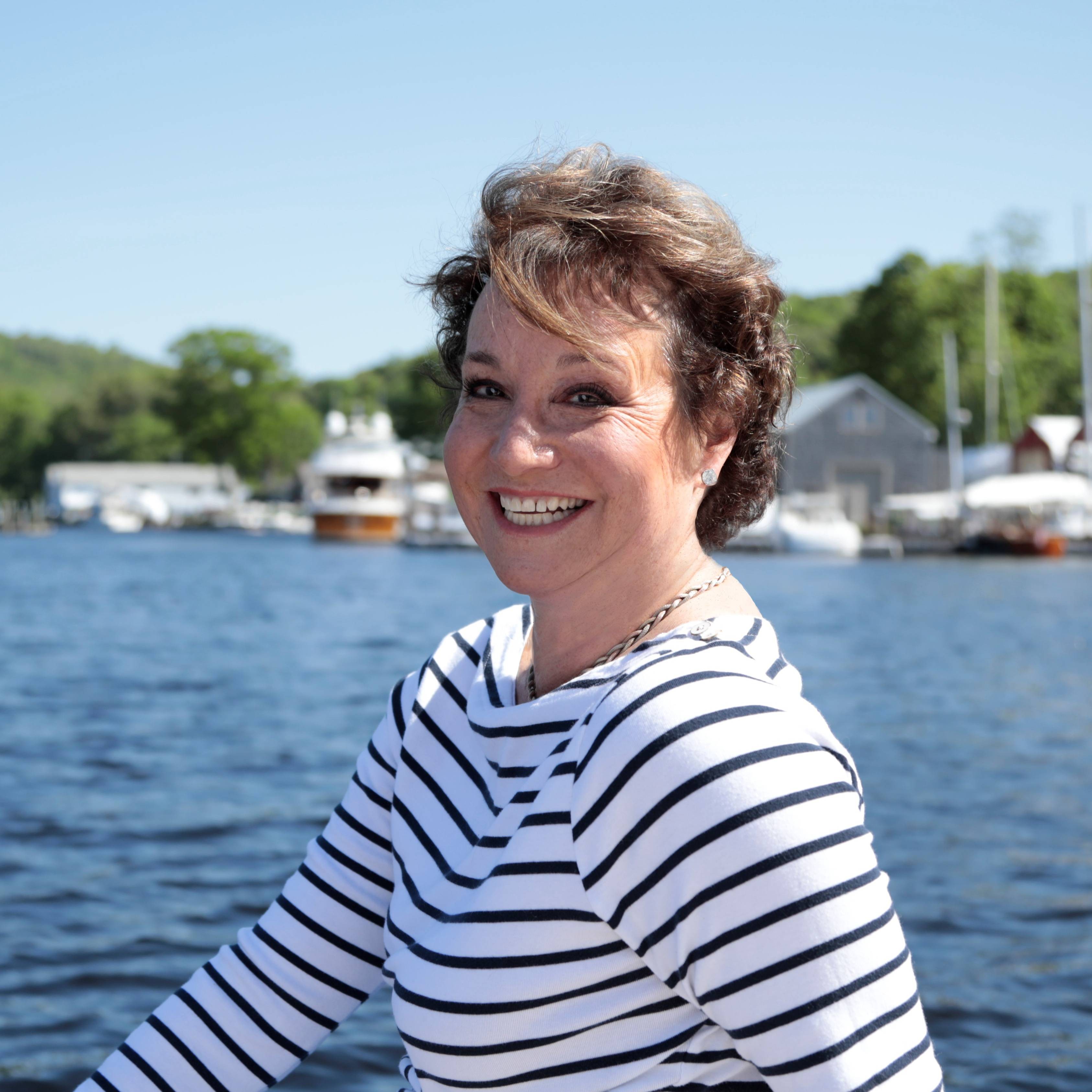 Agent profile picture