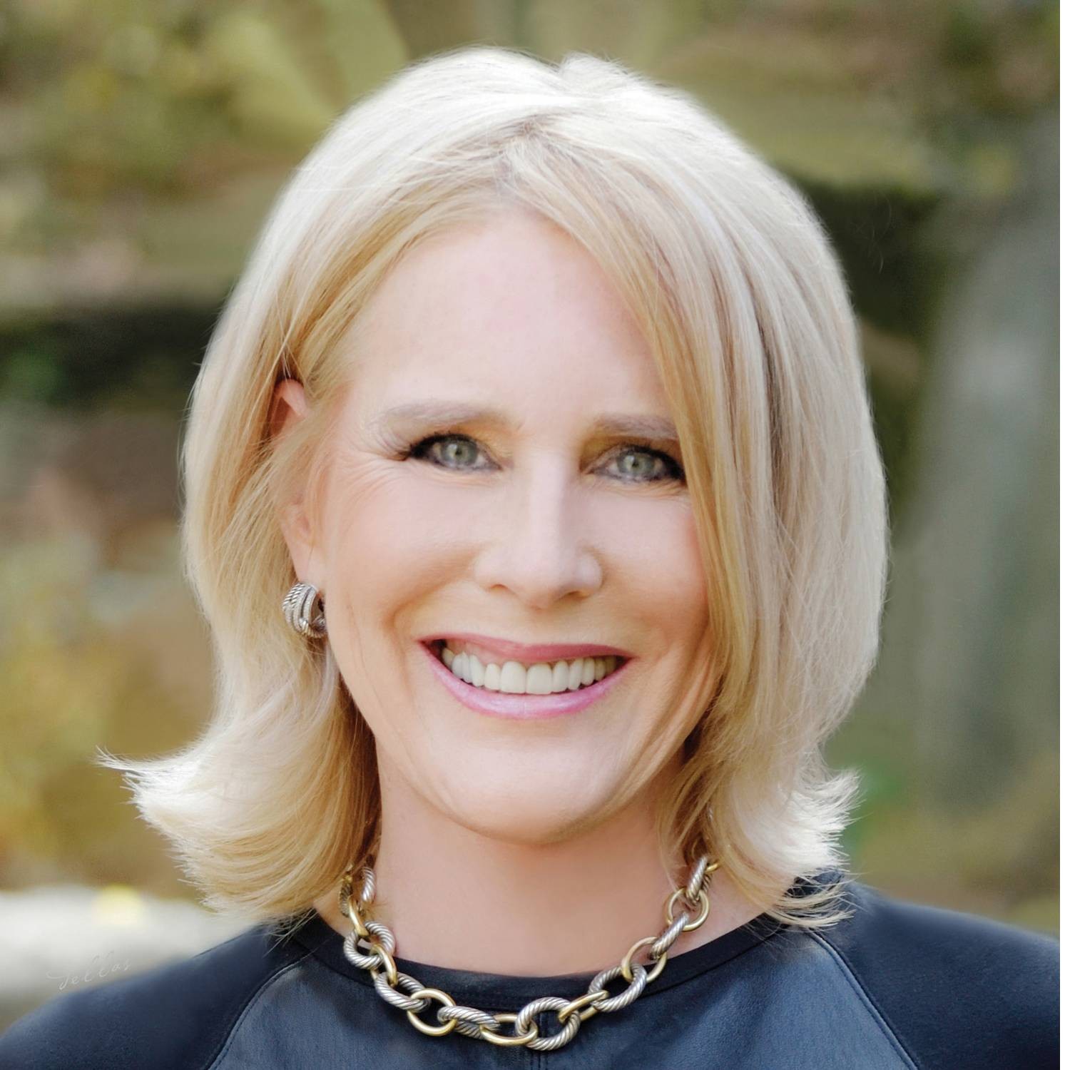 Agent profile picture.