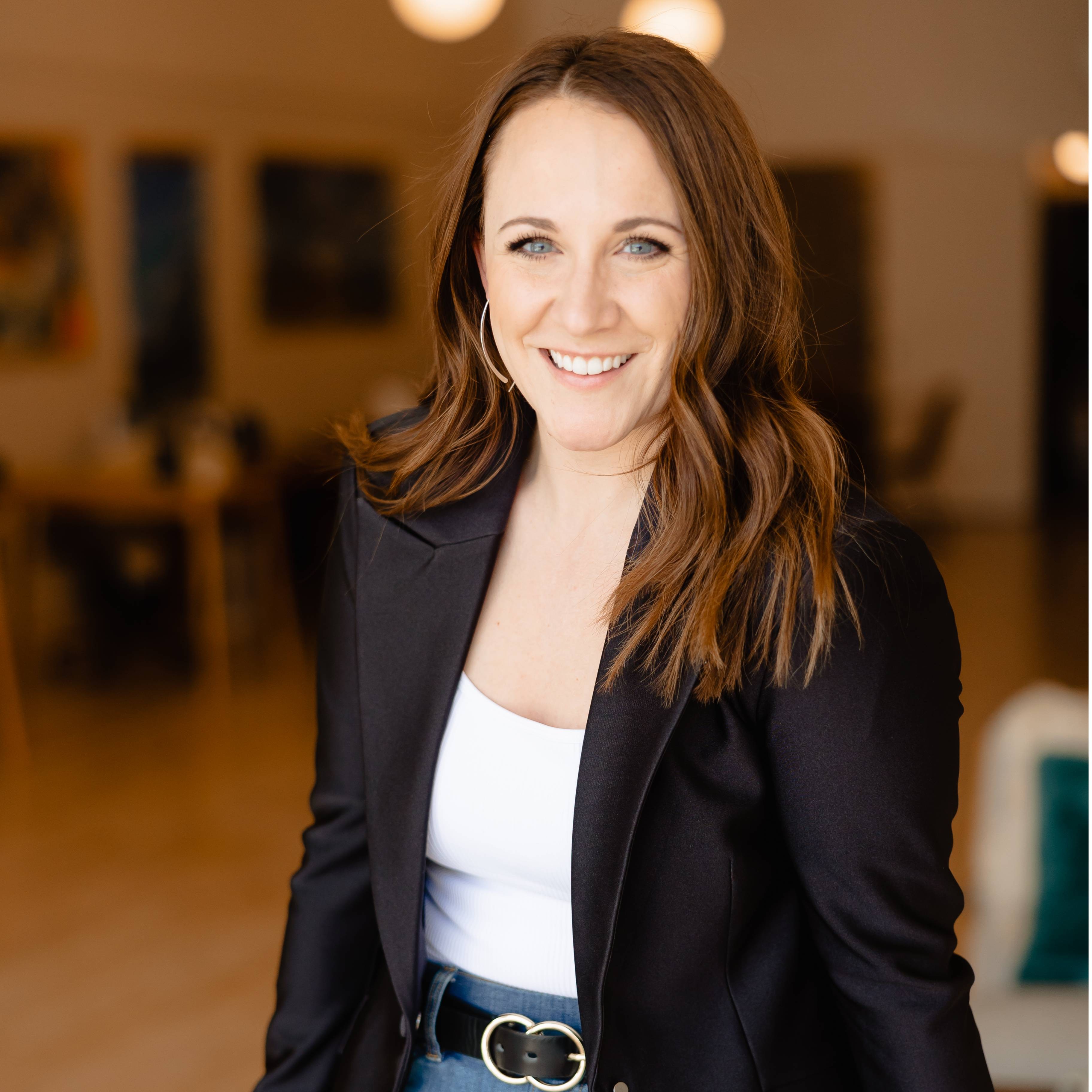 Agent profile picture.