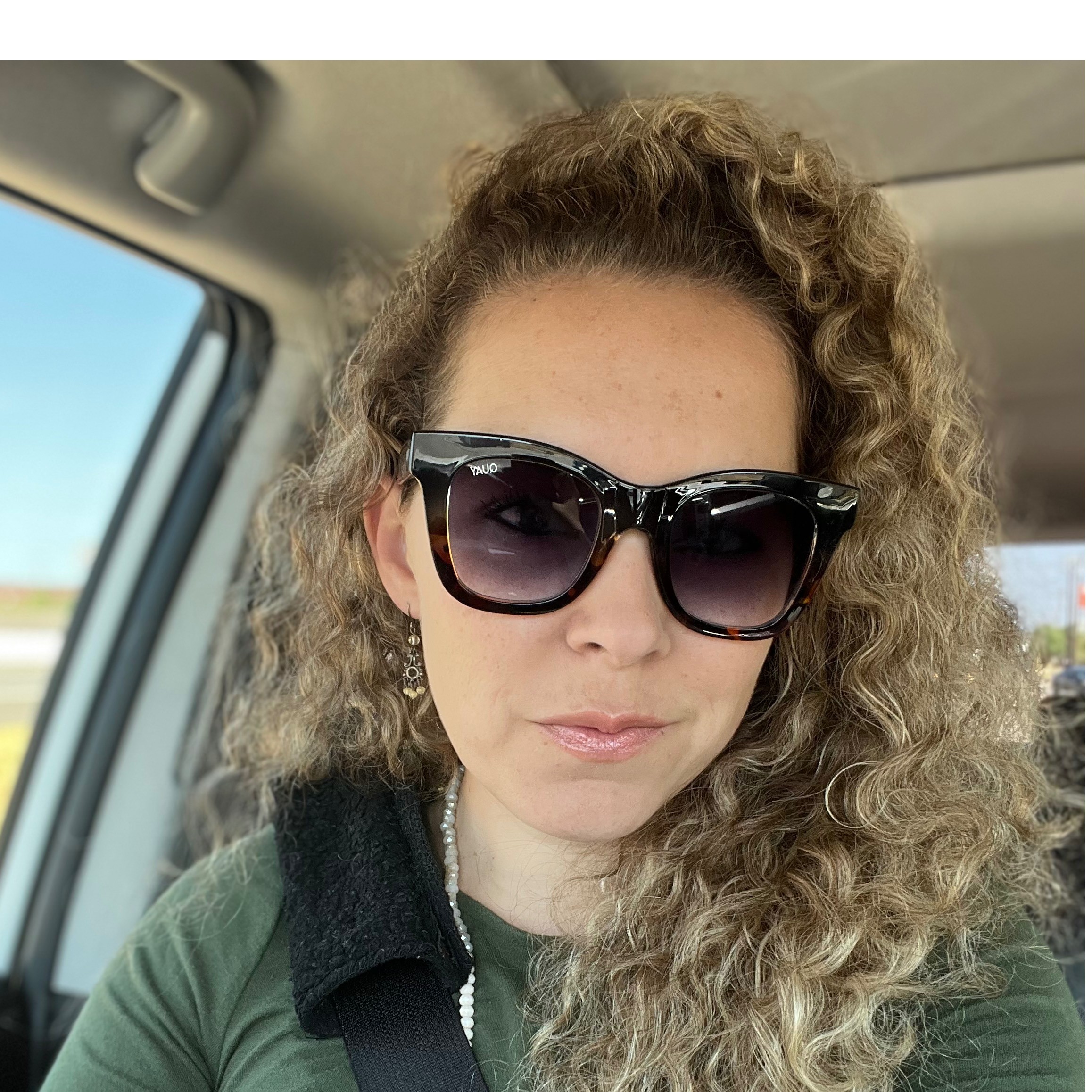 Agent profile picture.