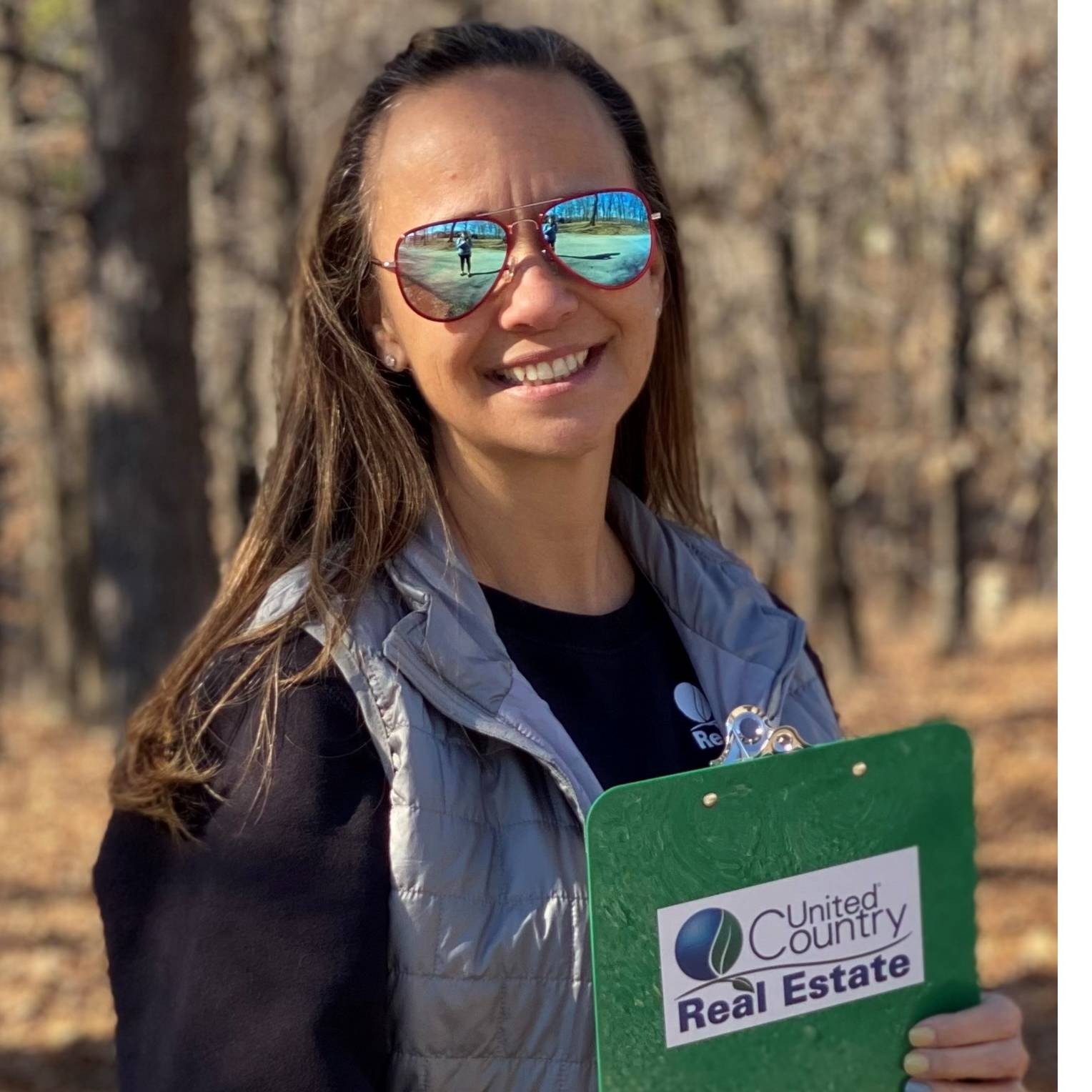 Agent profile picture.