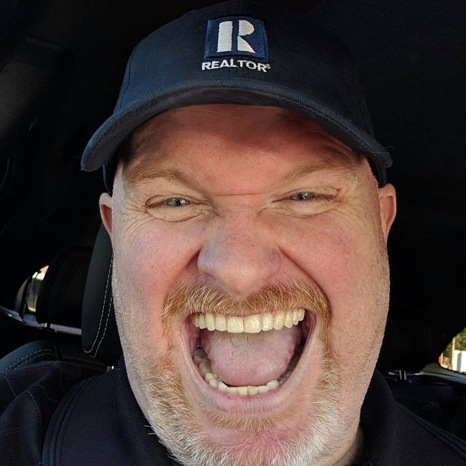 Agent profile picture