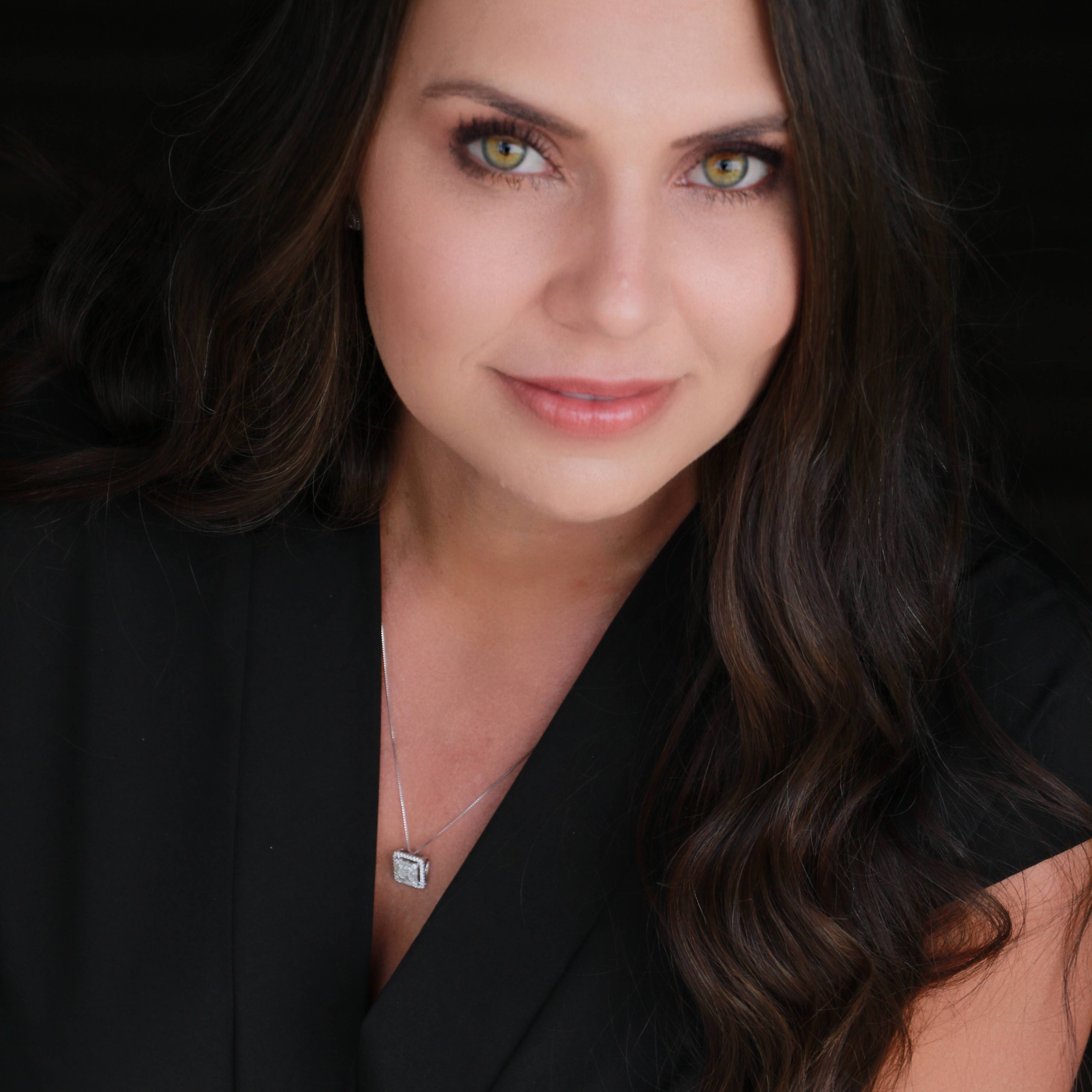 Agent profile picture.