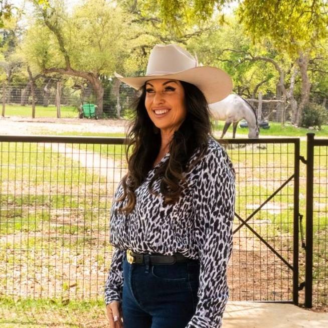 Agent profile picture