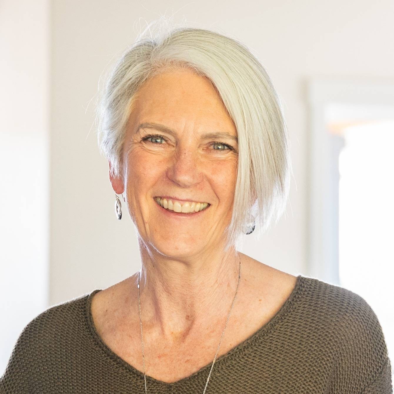 Agent profile picture.