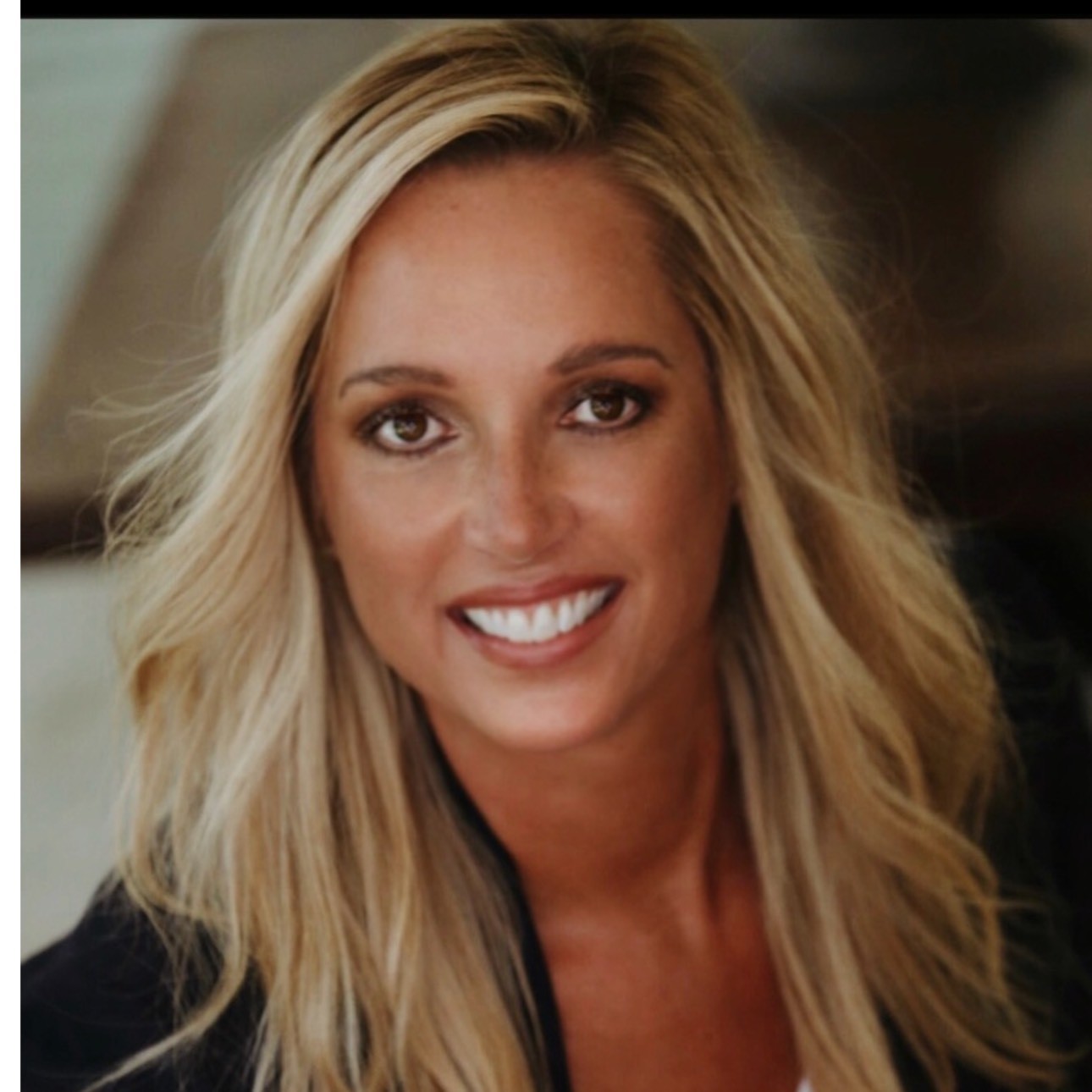 Agent profile picture.