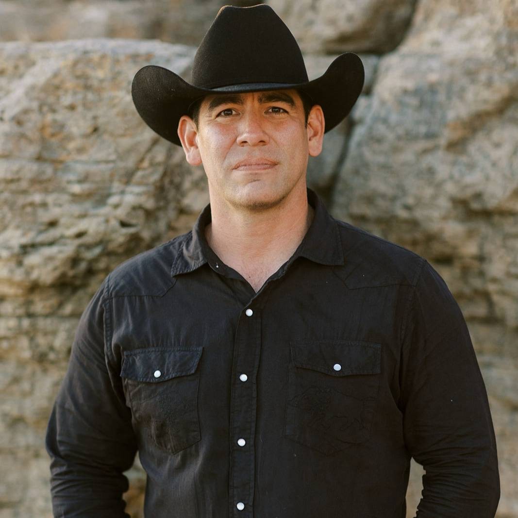 Agent profile picture