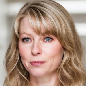 Agent profile picture