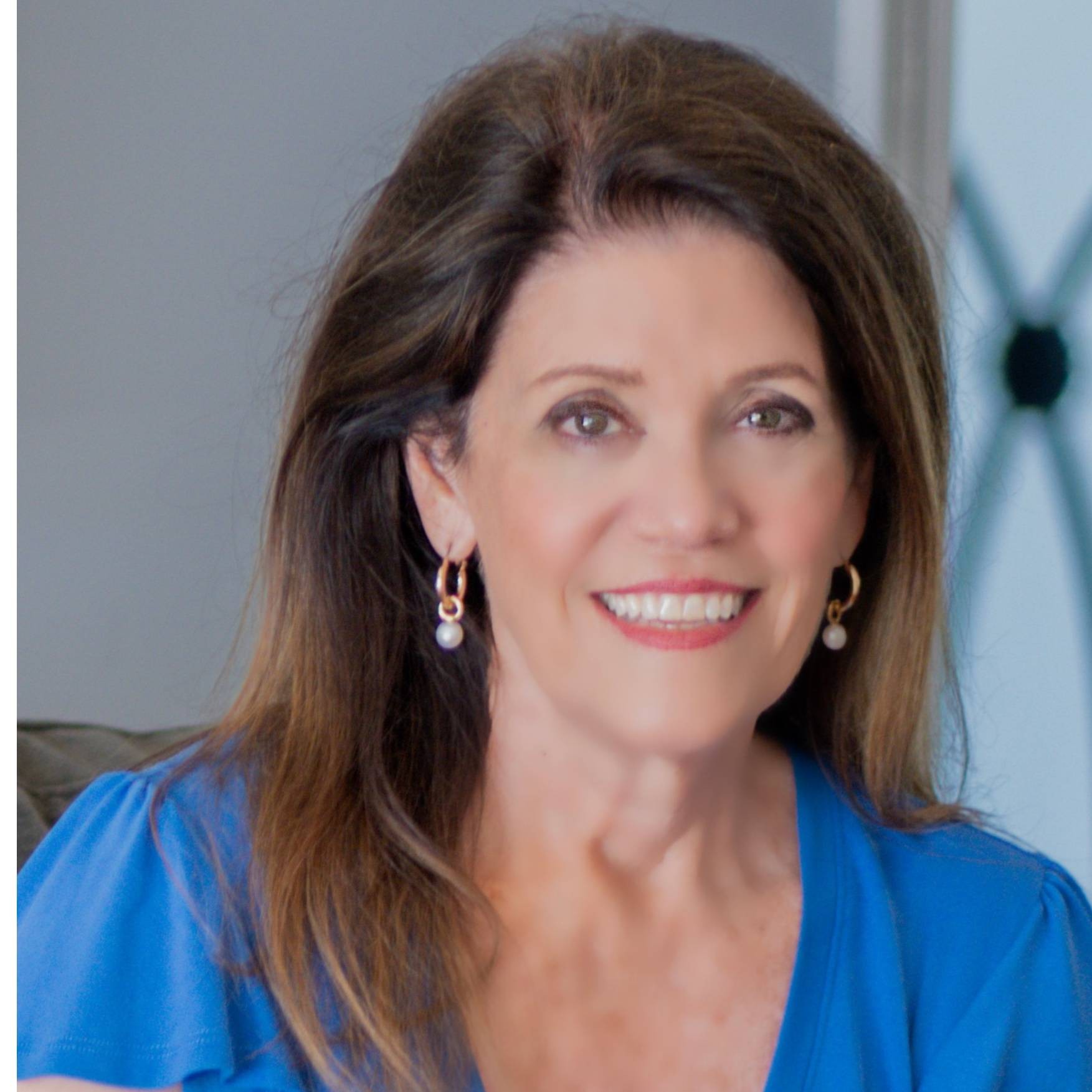 Agent profile picture