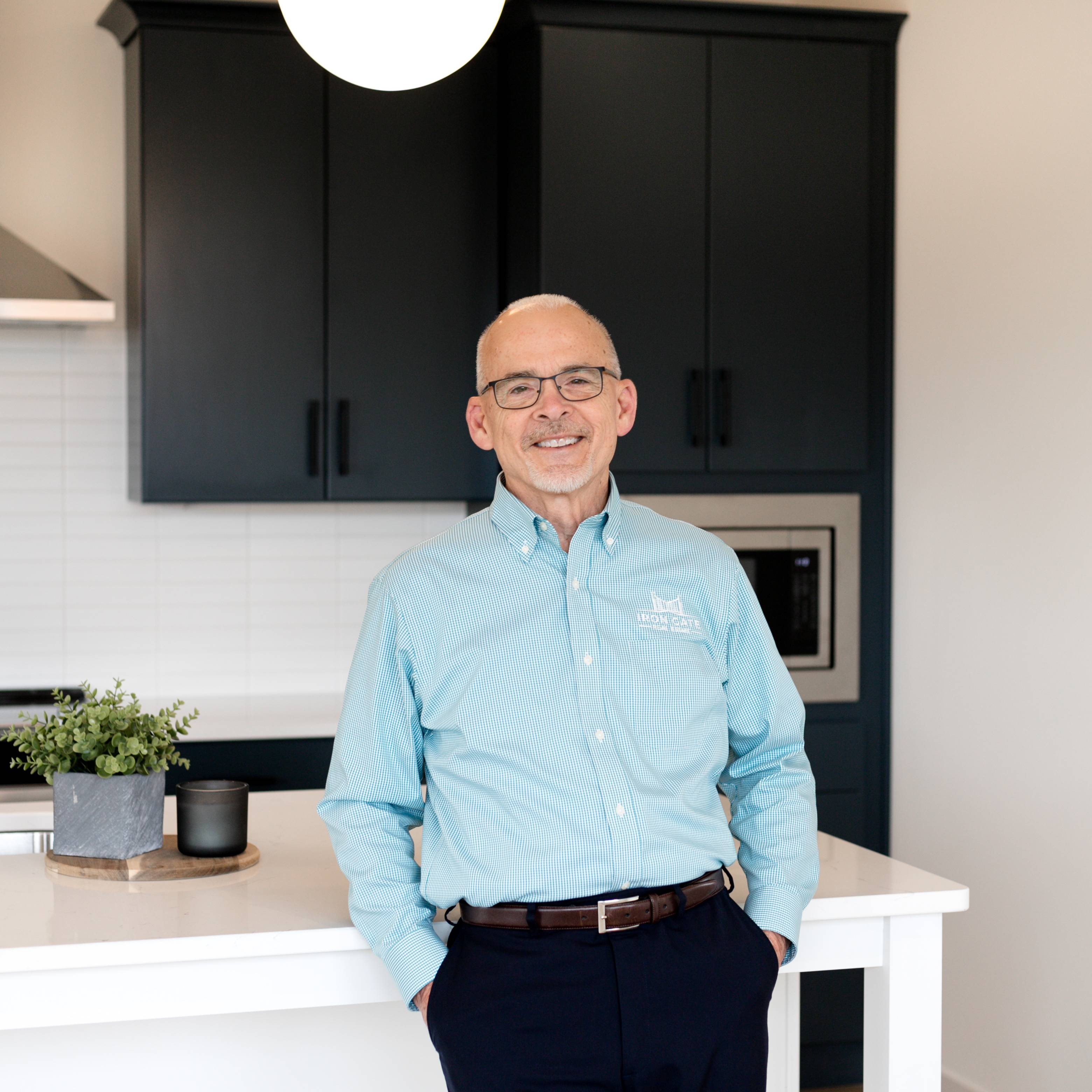 Agent profile picture.