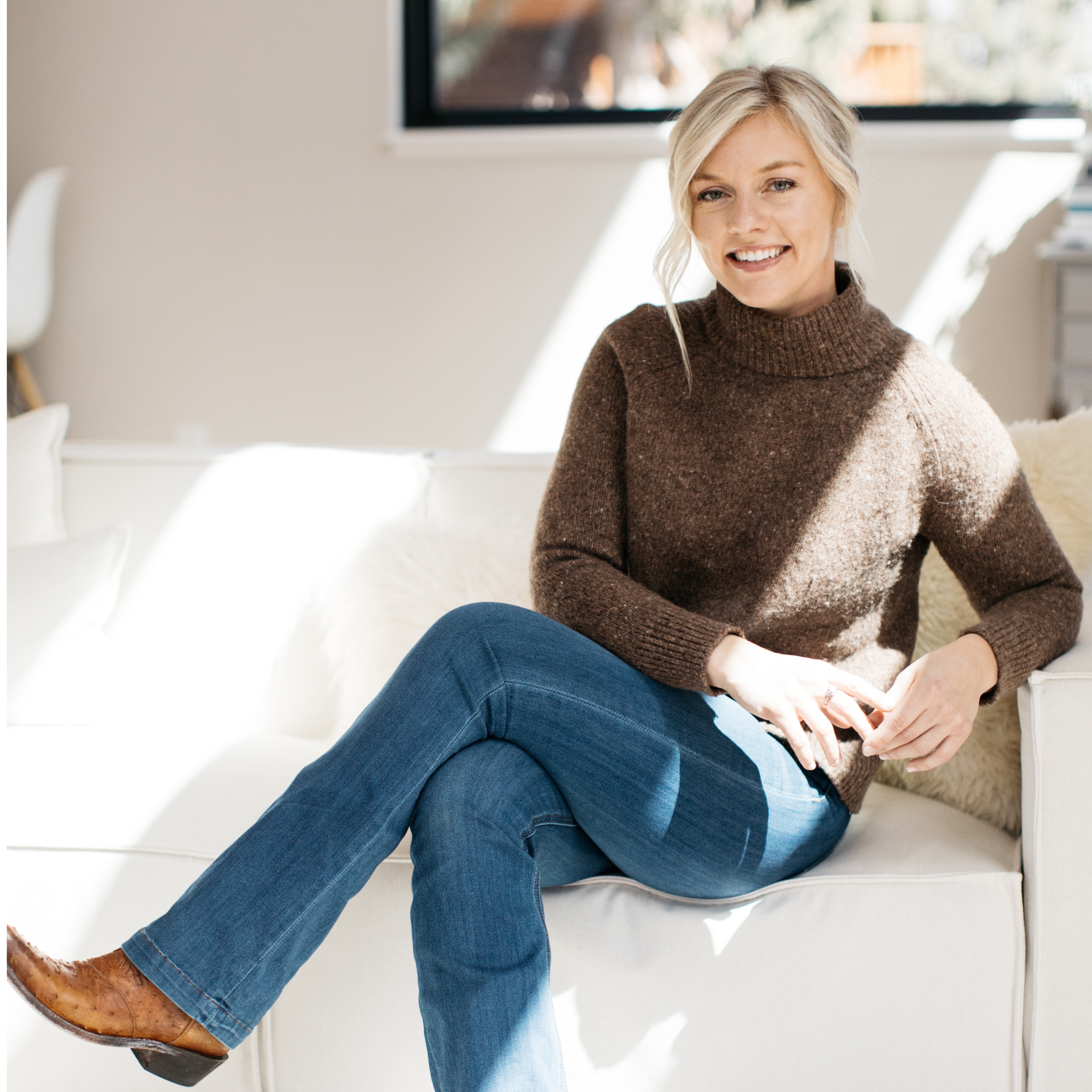 Agent profile picture.