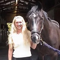 Agent profile picture.