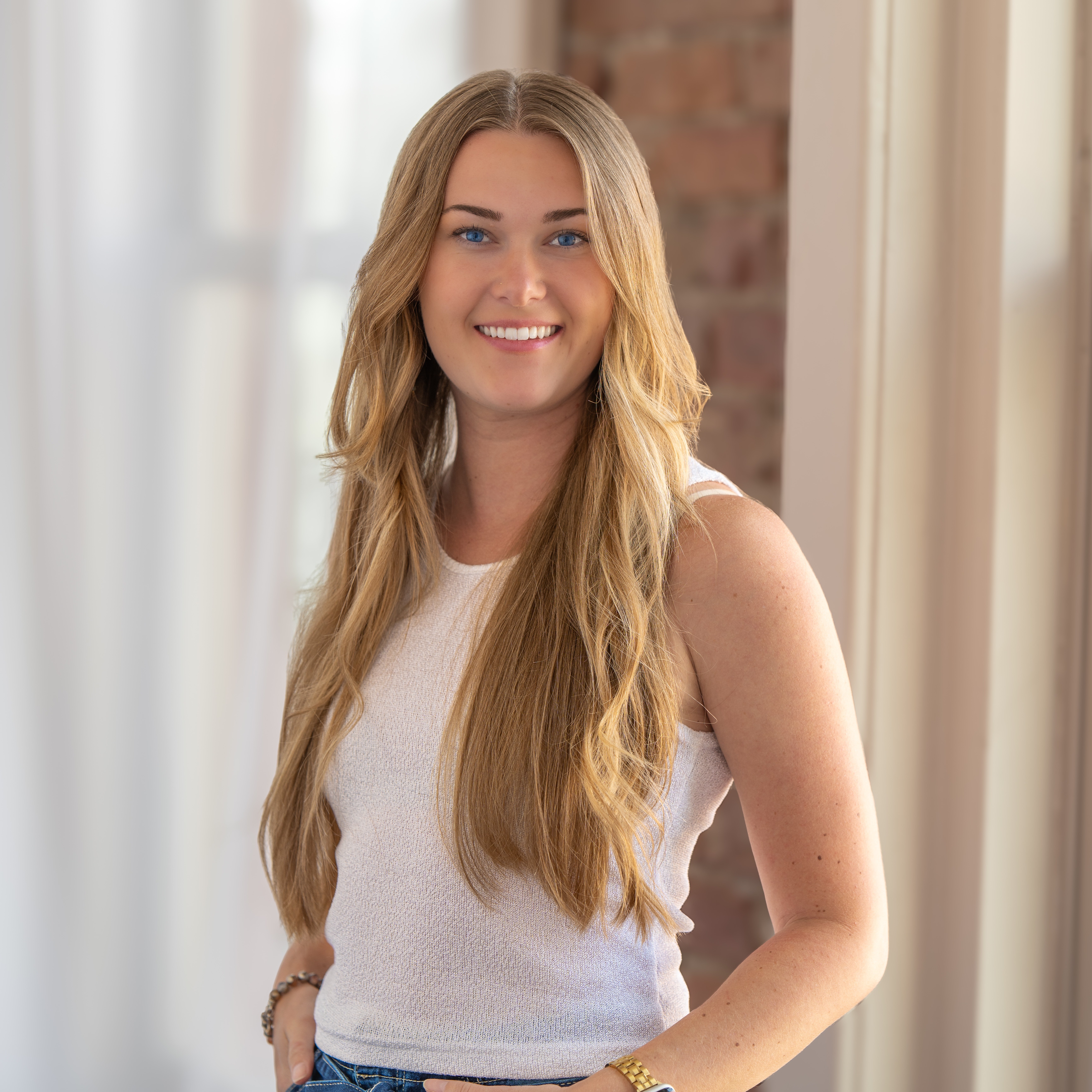 Agent profile picture