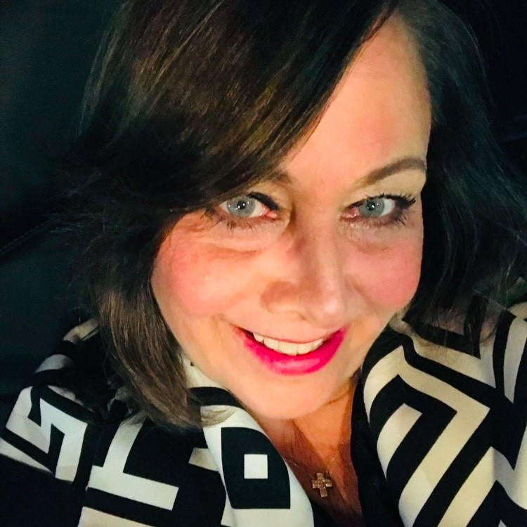 Agent profile picture.