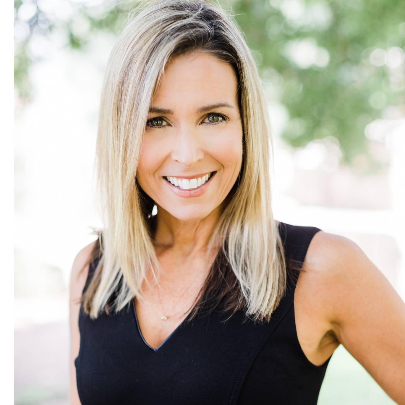 Agent profile picture.