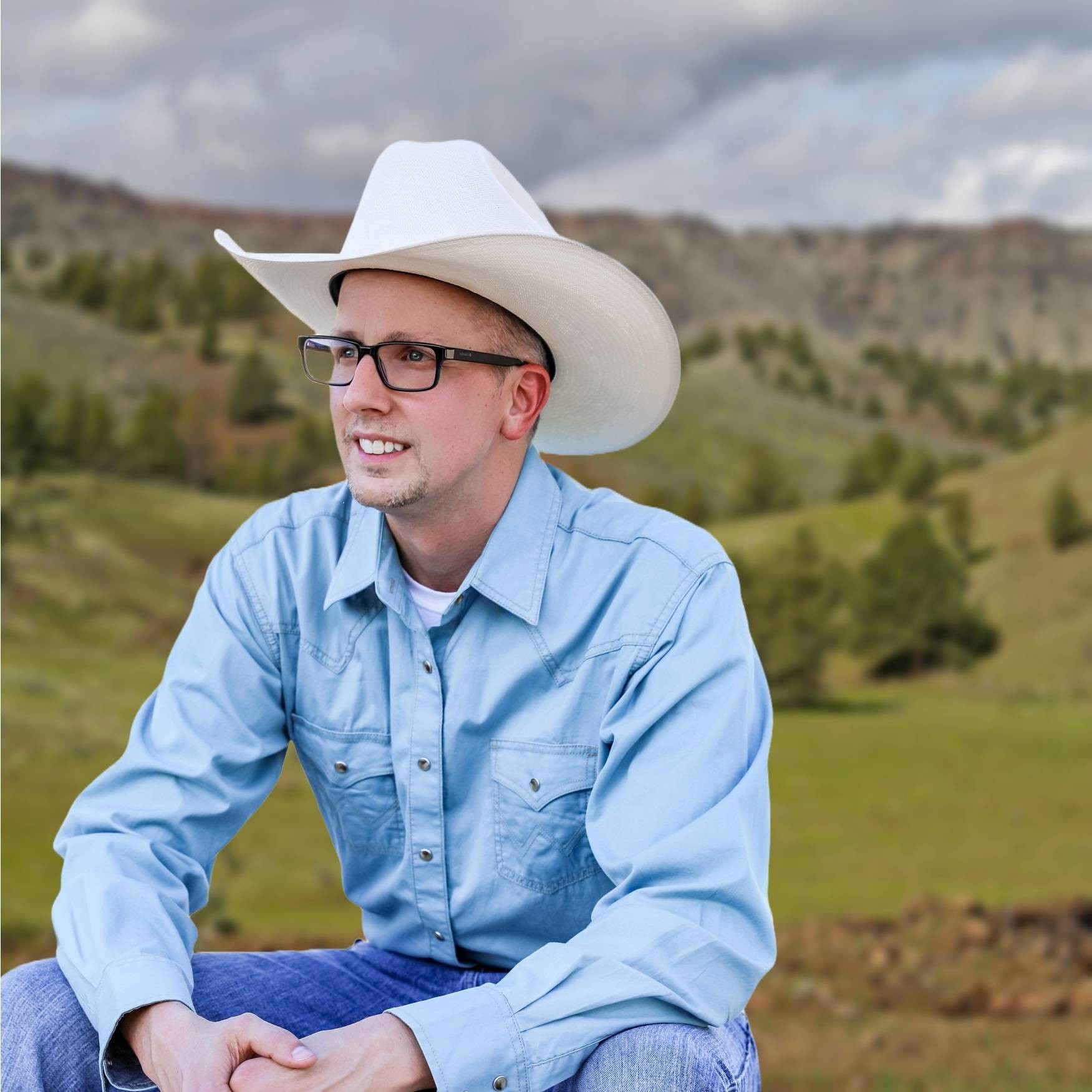 Agent profile picture.