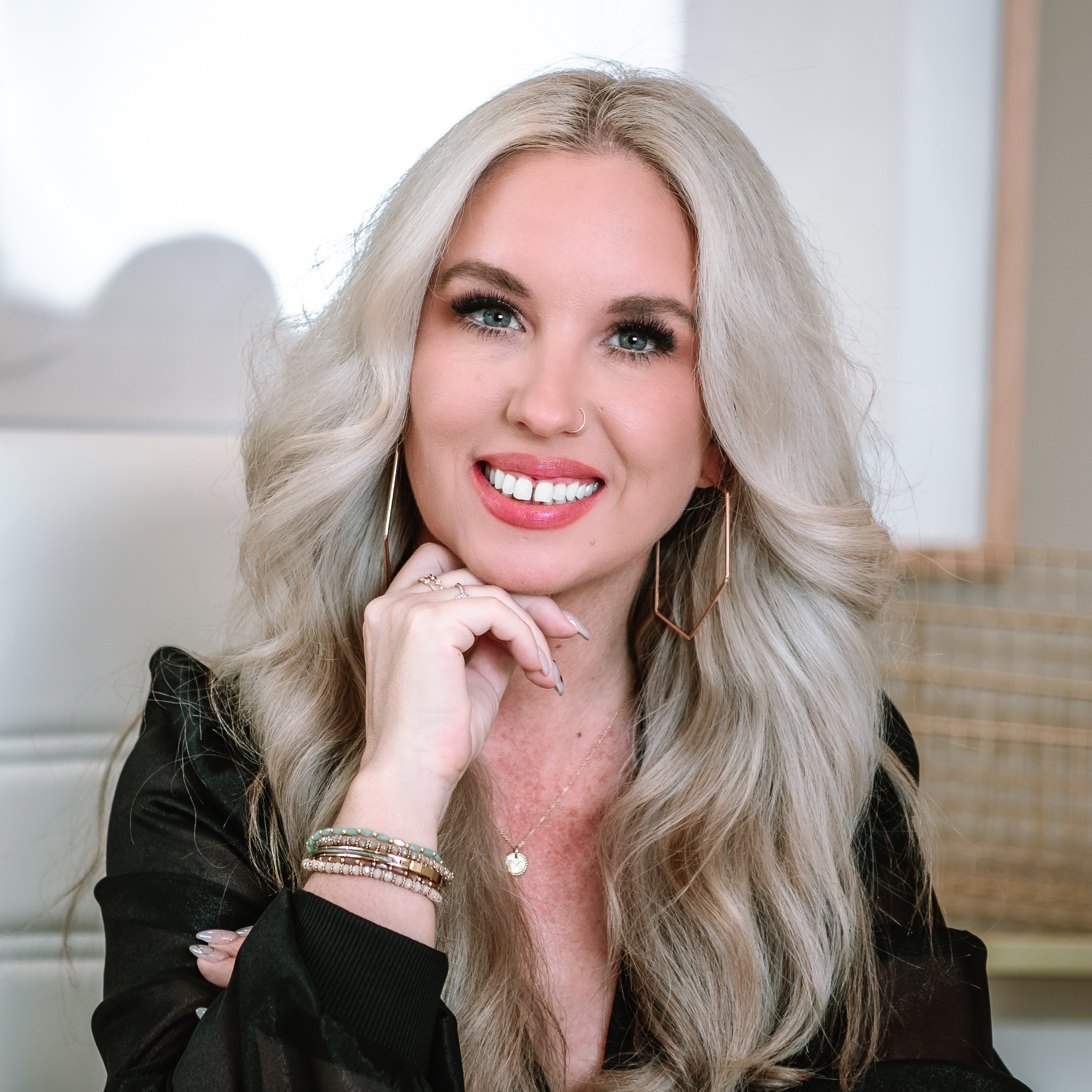 Agent profile picture