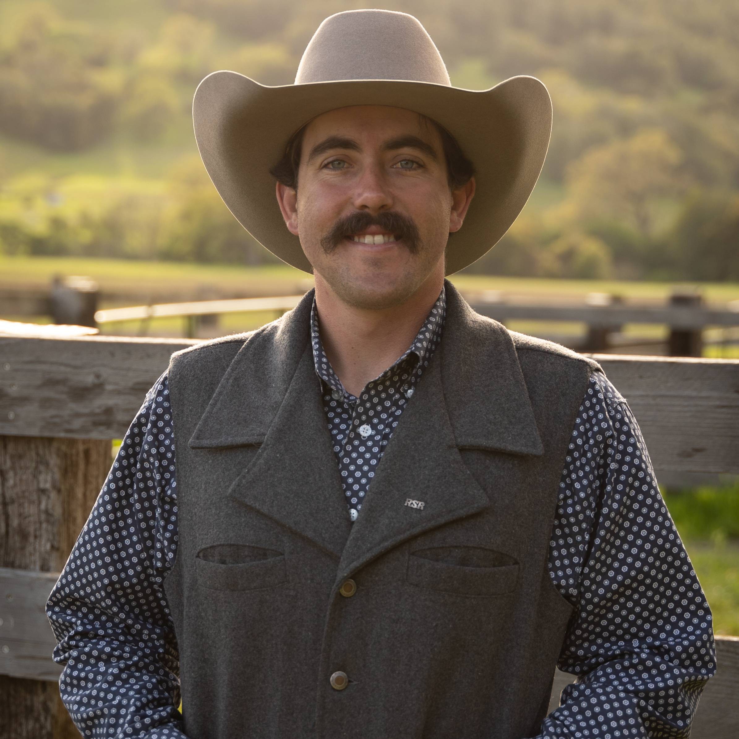 Agent profile picture