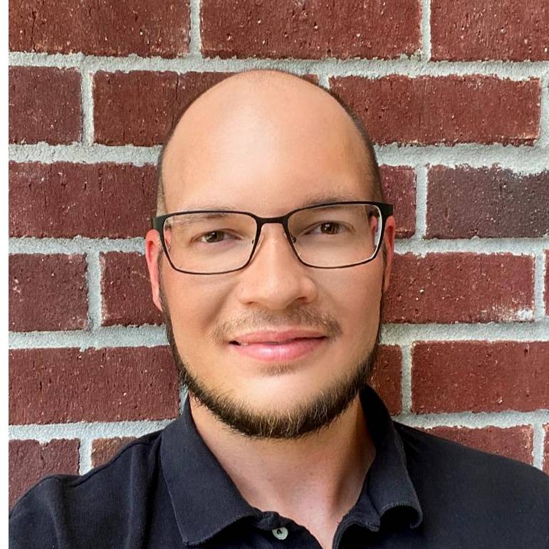 Agent profile picture.