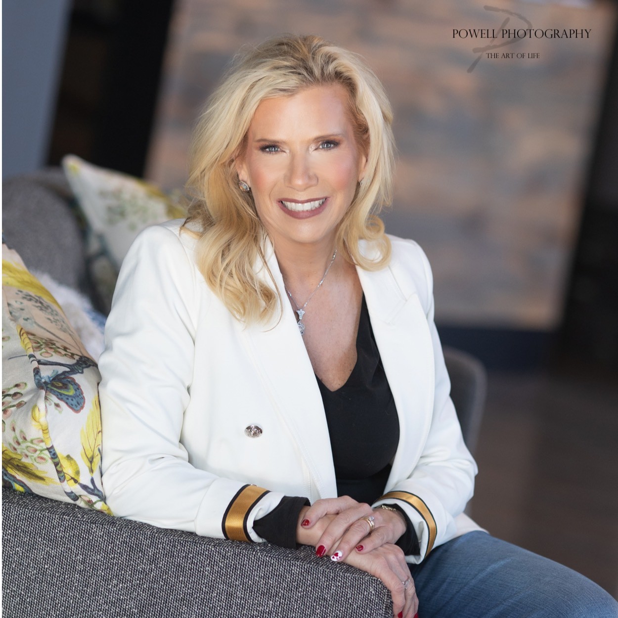 Agent profile picture.