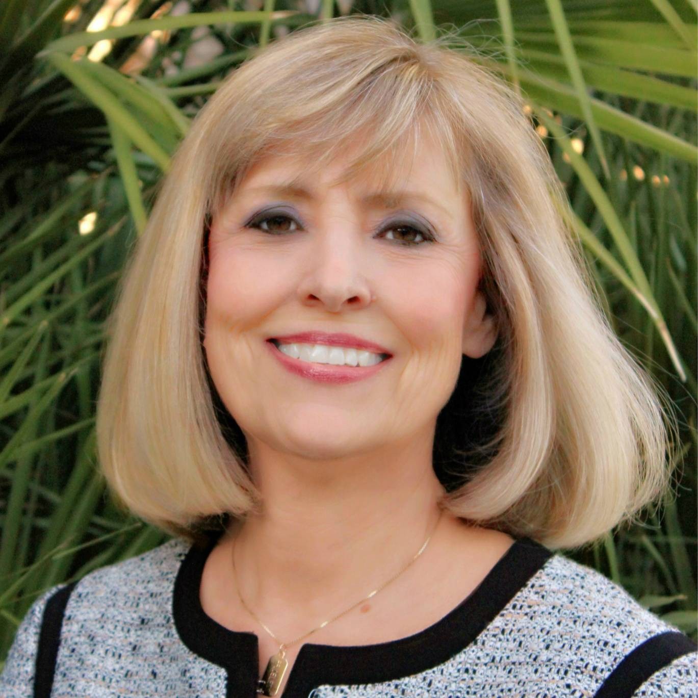 Agent profile picture.