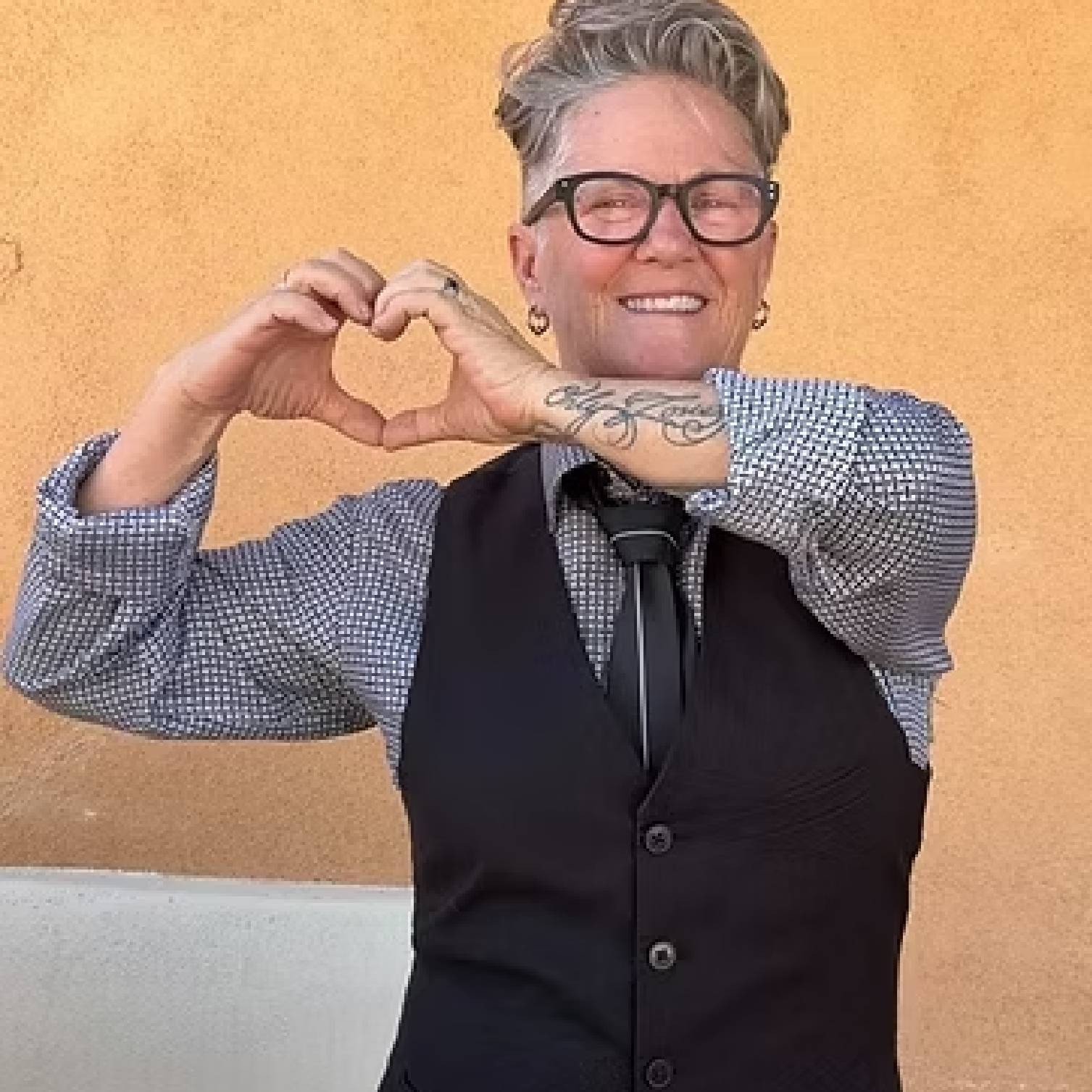 Agent profile picture.