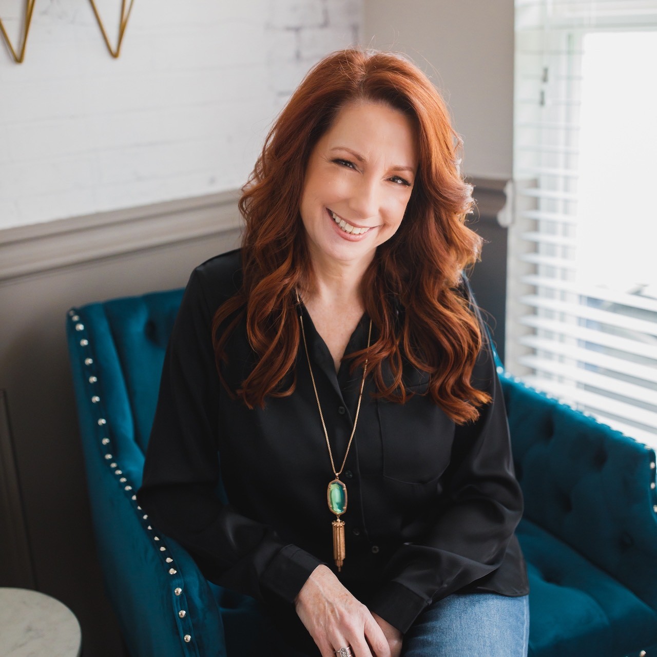 Agent profile picture.