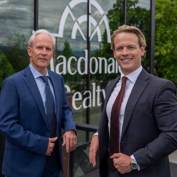 Agent profile picture.