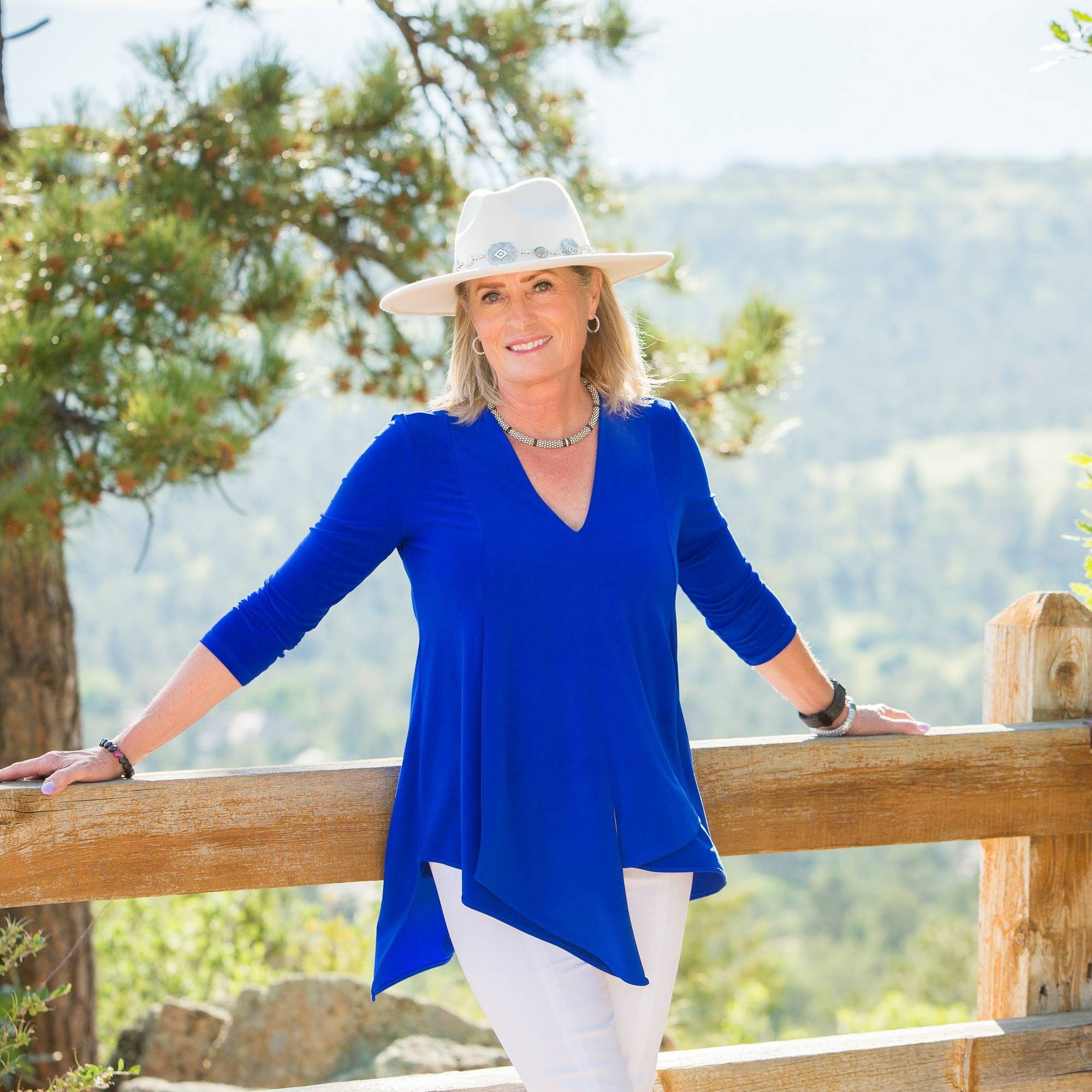 Agent profile picture.