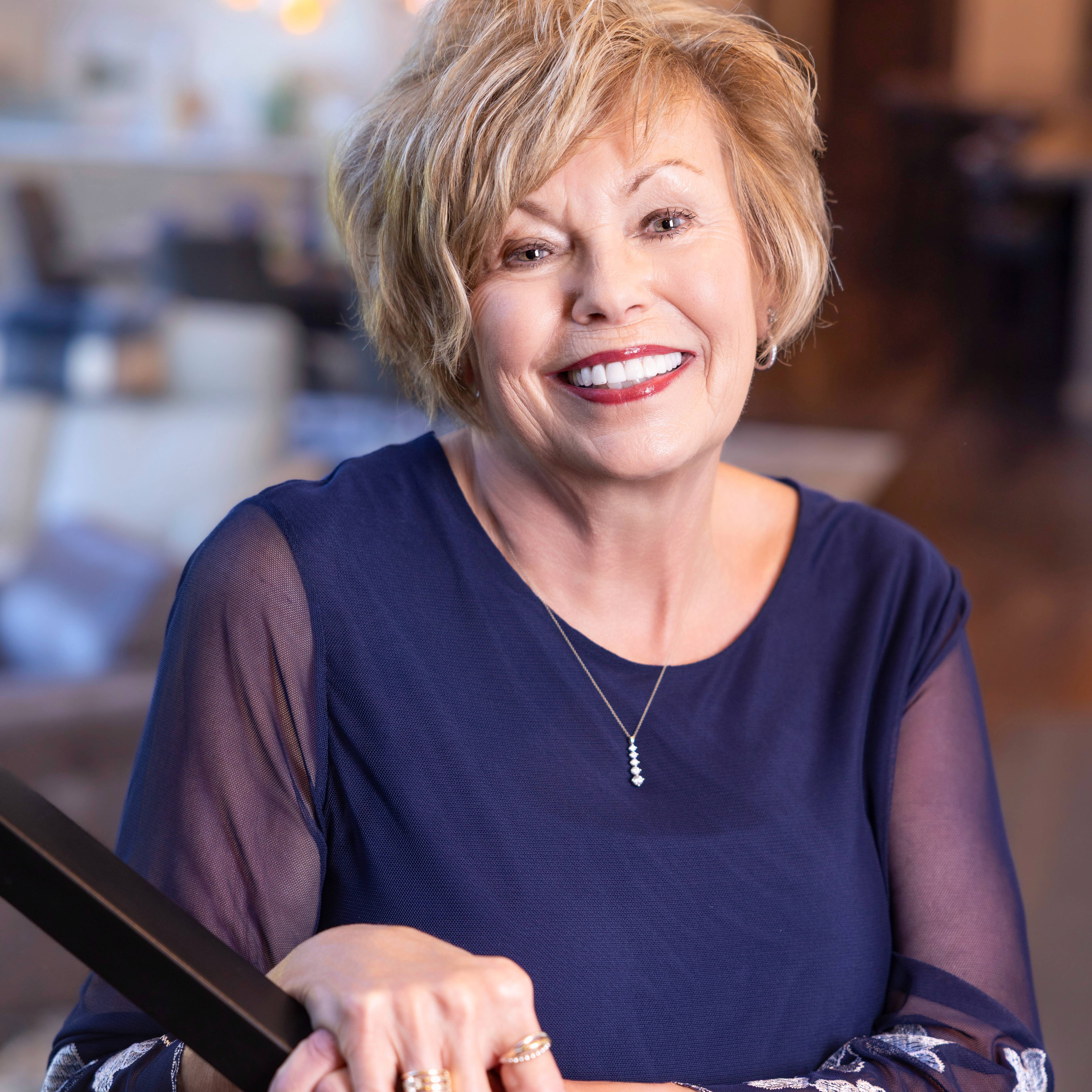 Agent profile picture