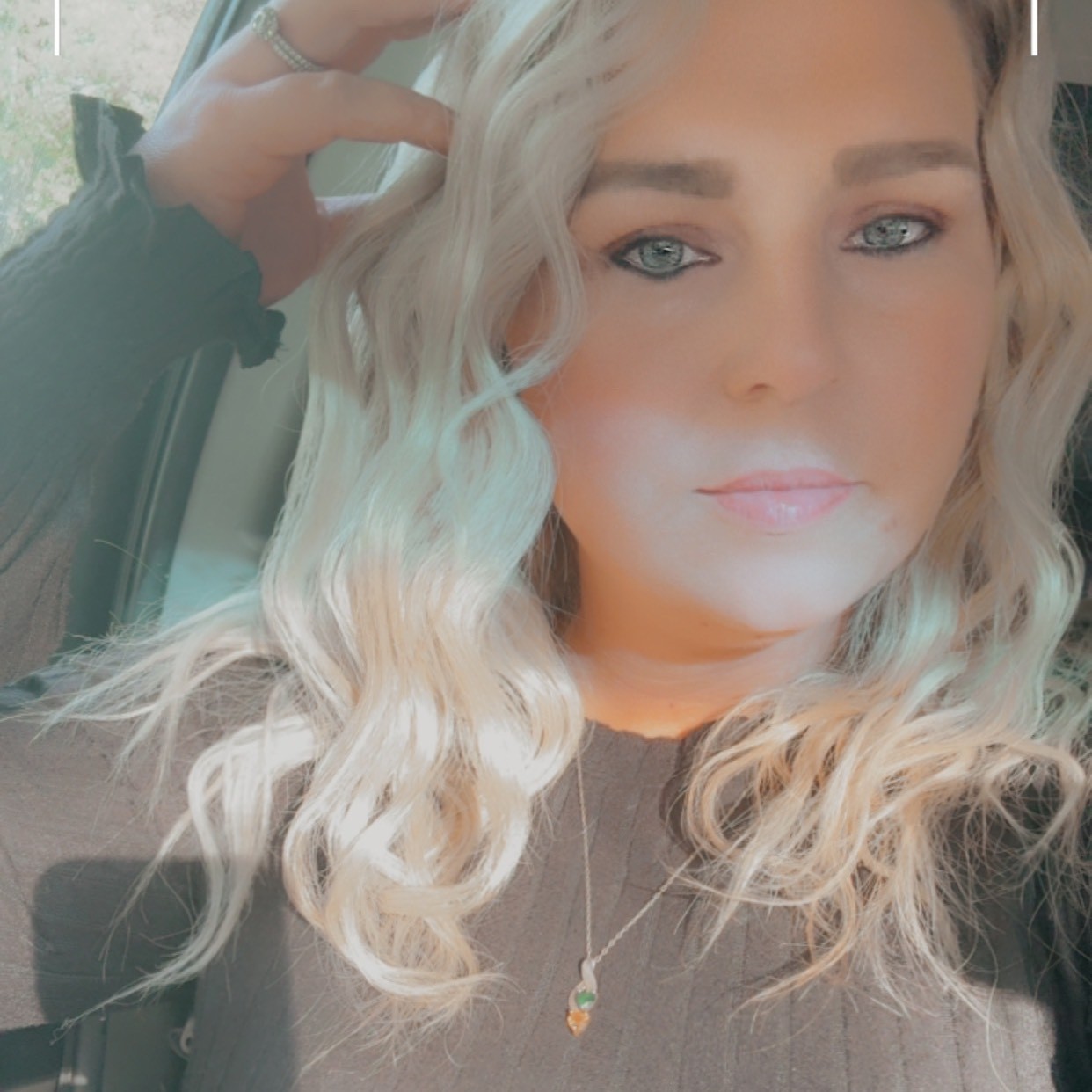 Agent profile picture