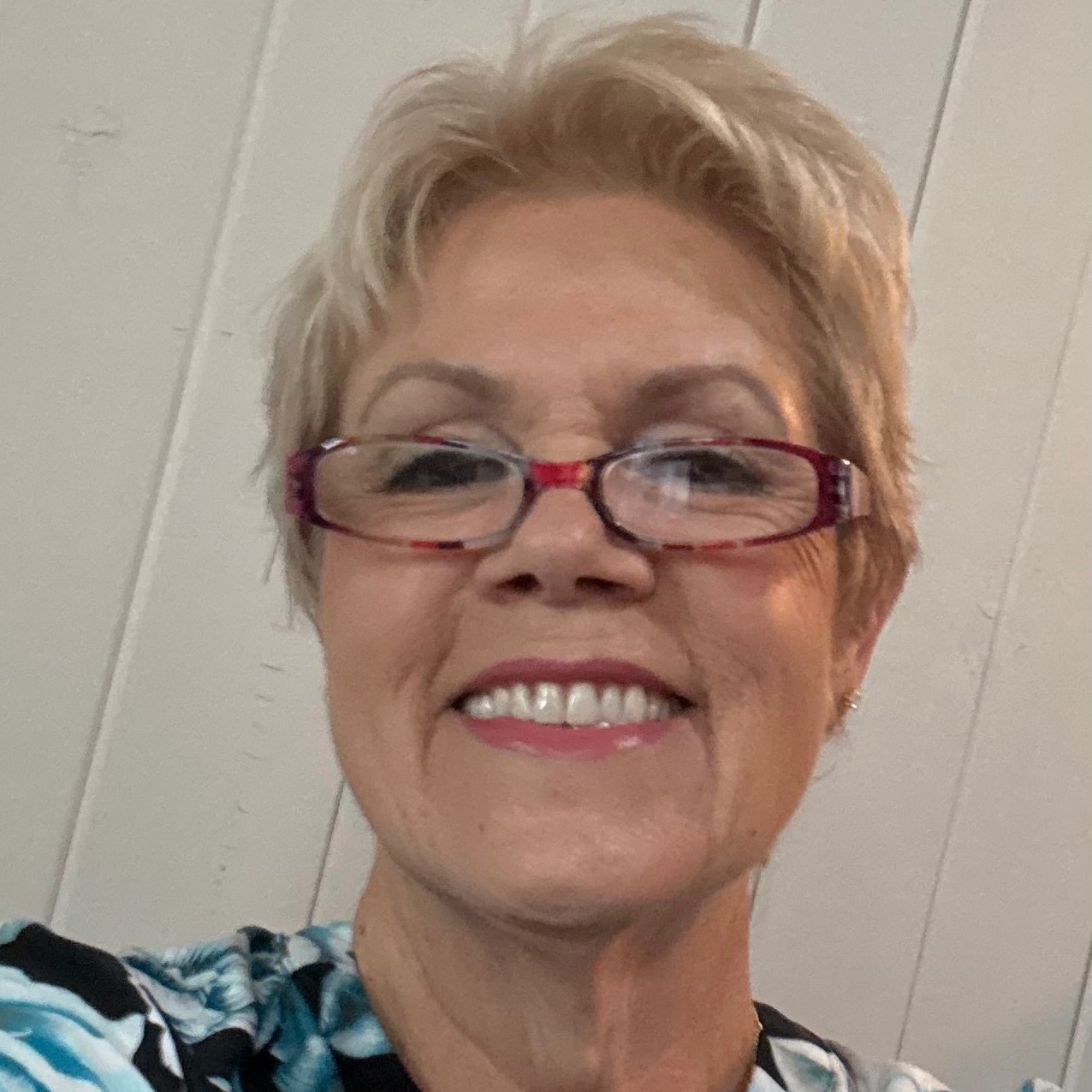 Agent profile picture