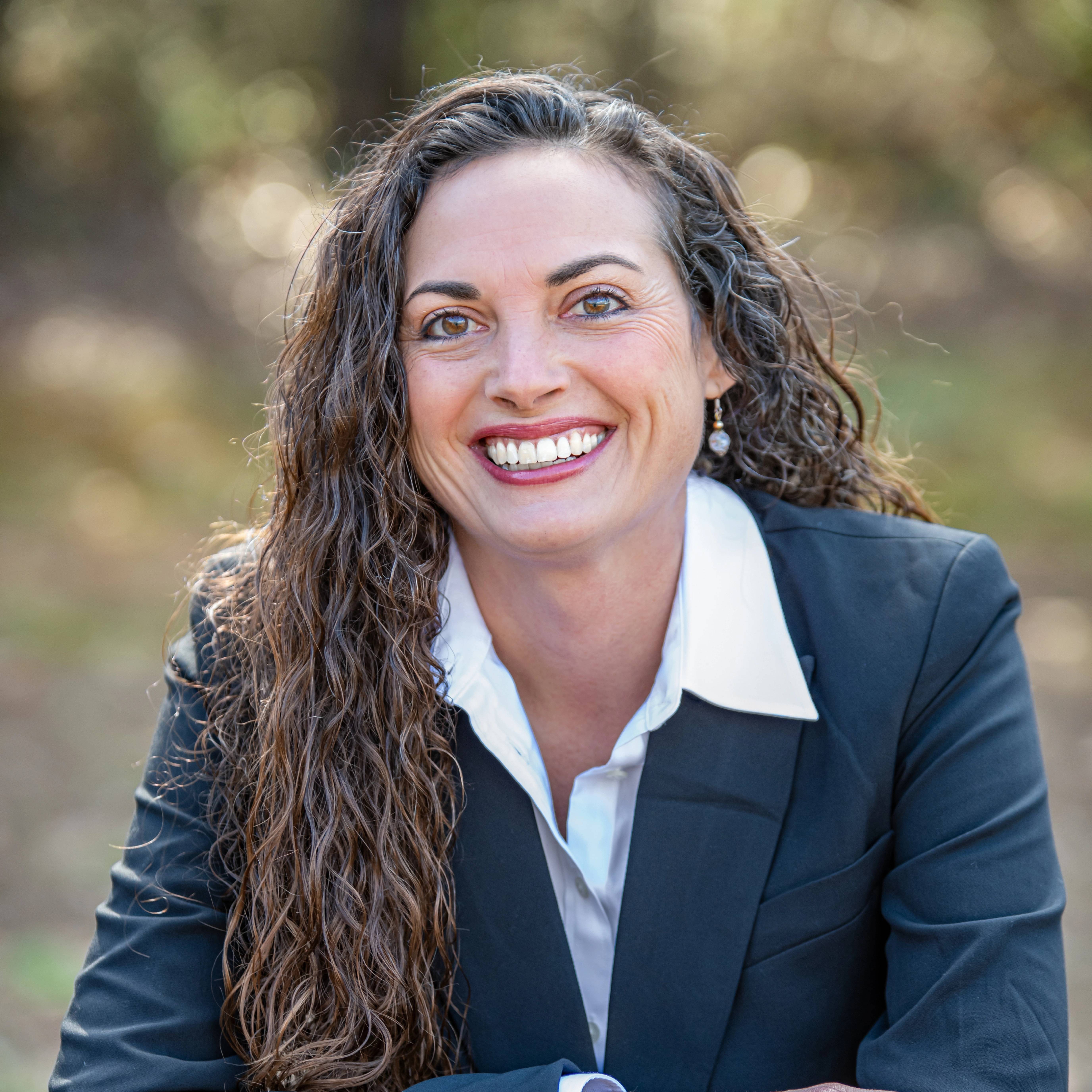 Agent profile picture.