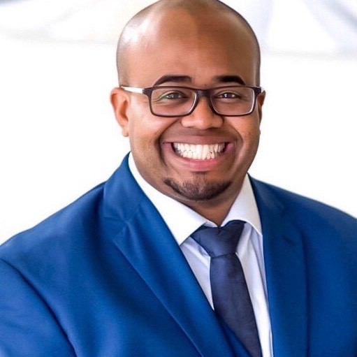 Agent profile picture.